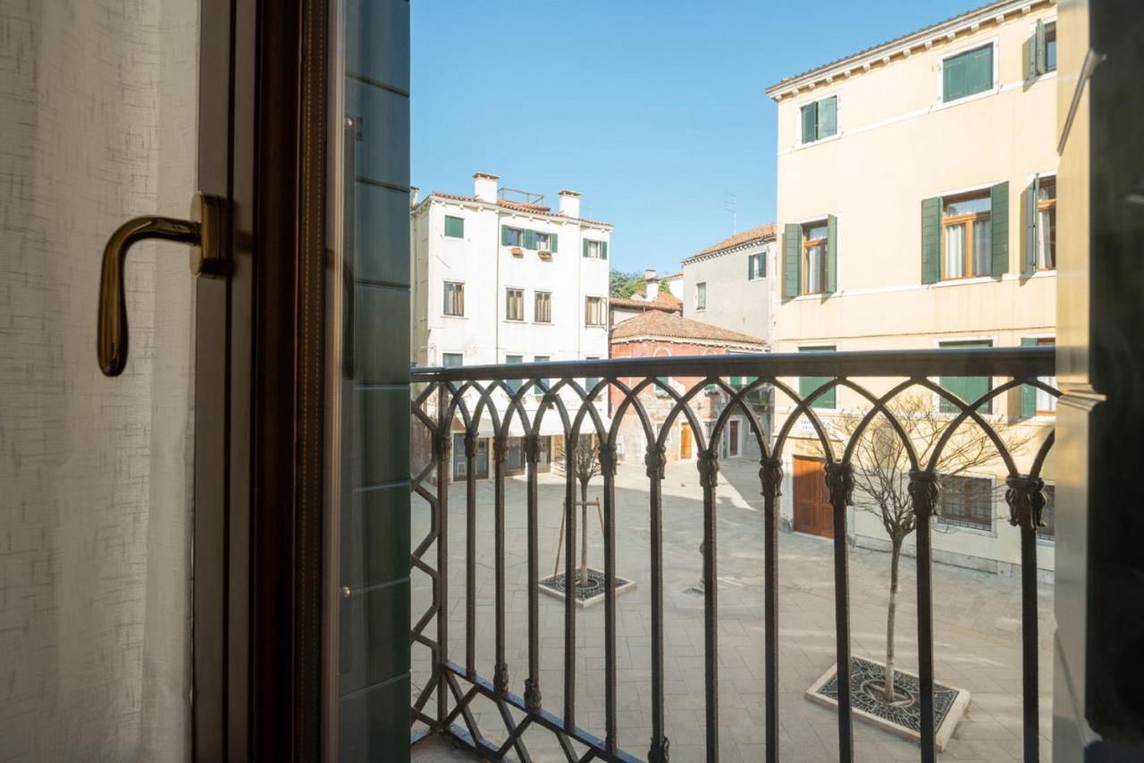 Accademia Charm Apartments By Wonderful Italy Veneţia Exterior foto