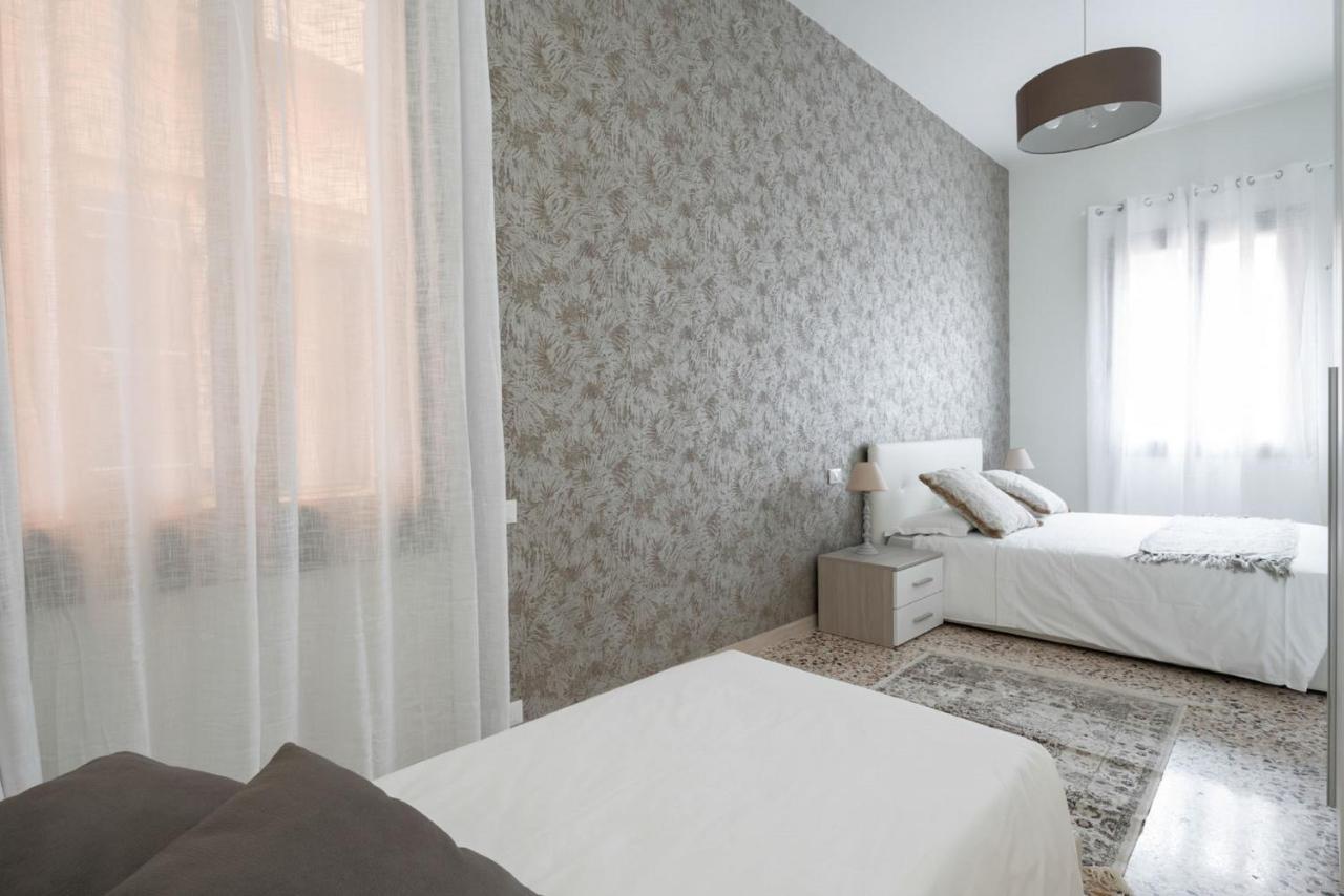 Accademia Charm Apartments By Wonderful Italy Veneţia Exterior foto