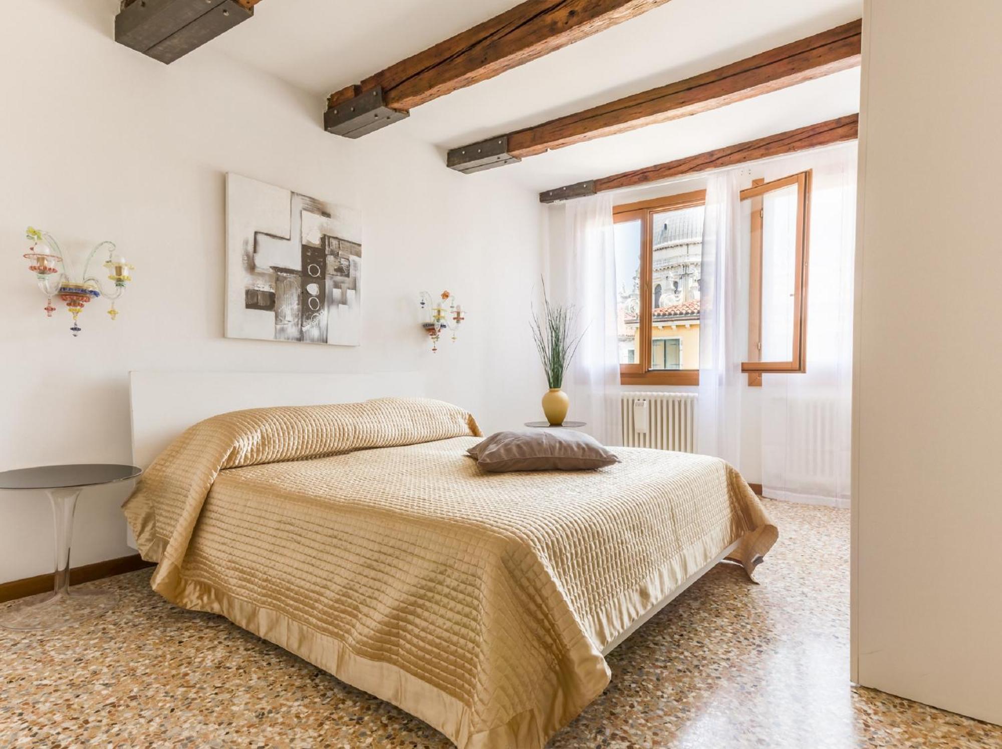 Accademia Charm Apartments By Wonderful Italy Veneţia Exterior foto